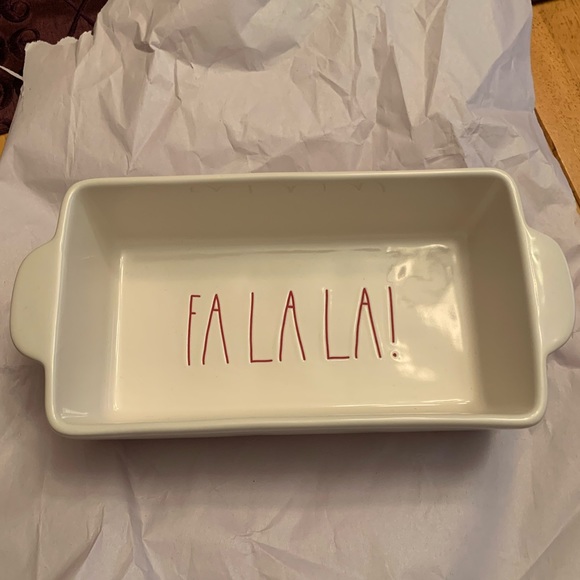 Brand New Rae Dunn Christmas FA LA LA! Baking Dish - Picture 2 of 2